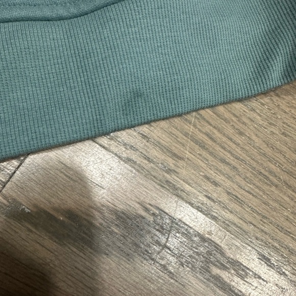 Lululemon athletica crater blue cropped oversized scuba m/l with hood BNWT - Picture 3 of 4